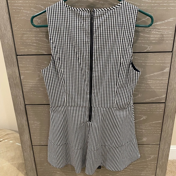 WHBM peplum work blouse. Size 2 - Picture 3 of 4